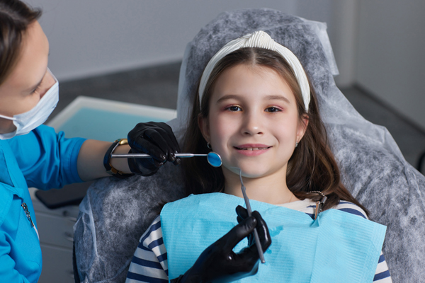 Pediatric Dentist Near Me: What To Expect At The First Visit